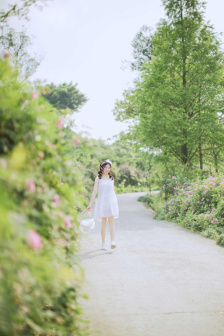 新任女教师我要你爱详情介绍