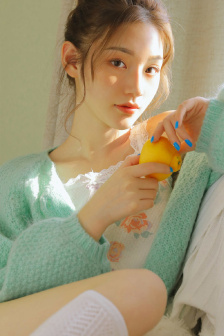 YELLOW片